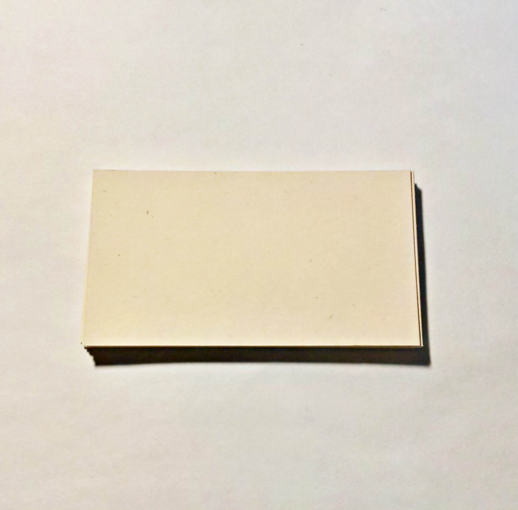 Заготовки из дизайнерской бумаги для визиток в размер 90х50 мм